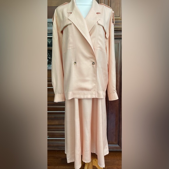 Eleanor P Brenner Women's Vintage 100% Silk Power Pink Jacket /Skirt 2 pc set - Picture 1 of 14